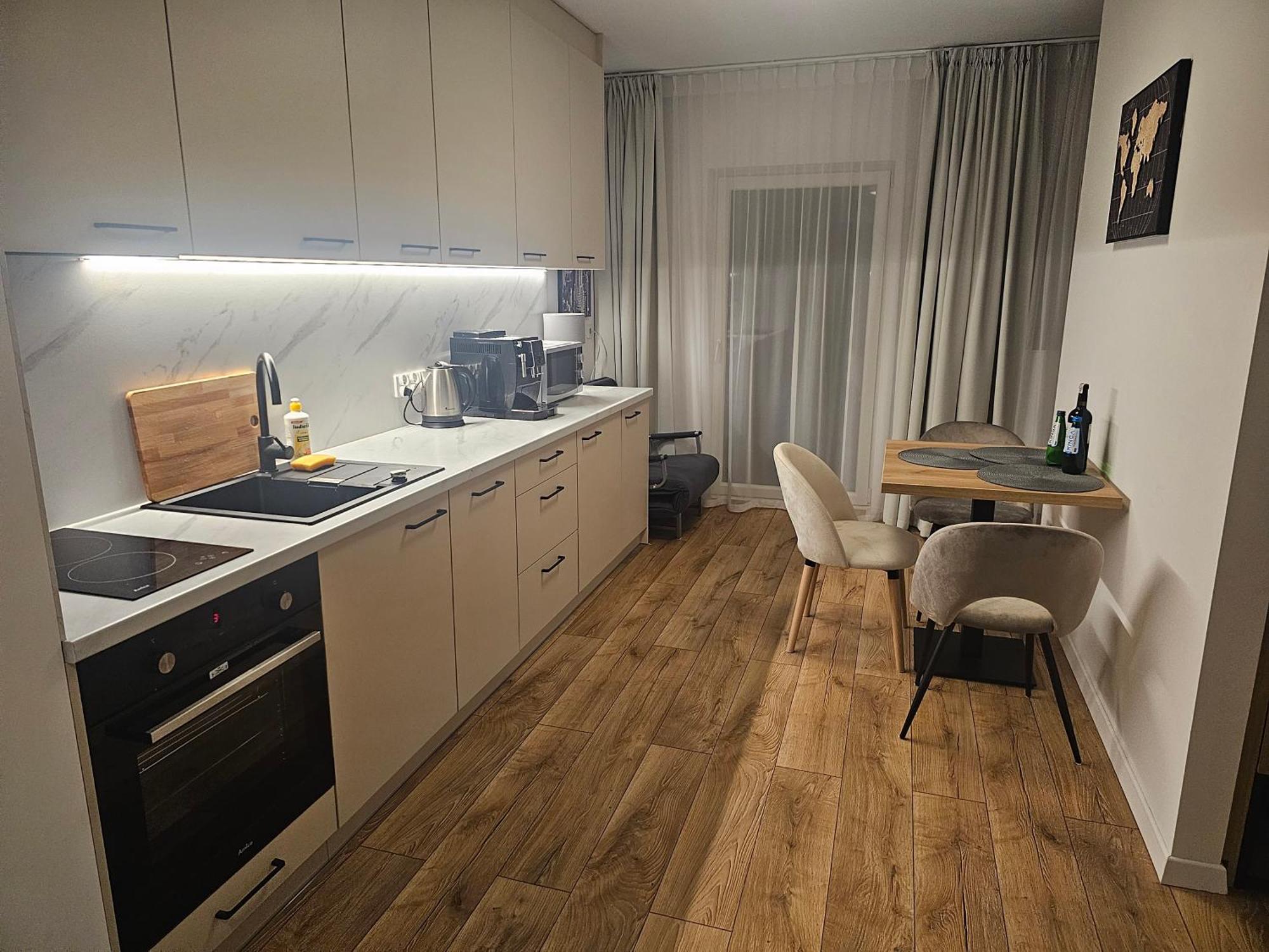 Apartment Sense New - Main Station And Center
