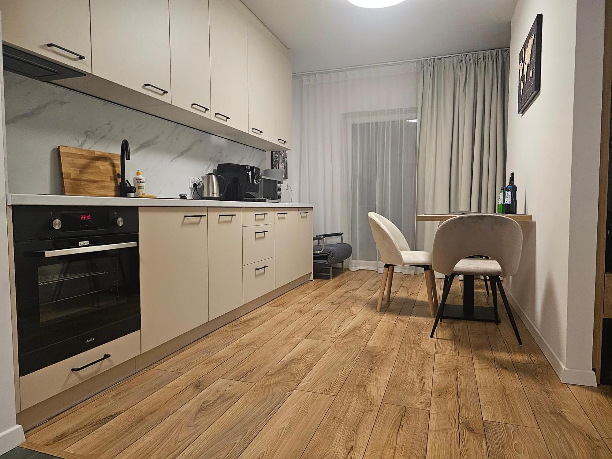 Apartment Sense New - Main Station And Center *