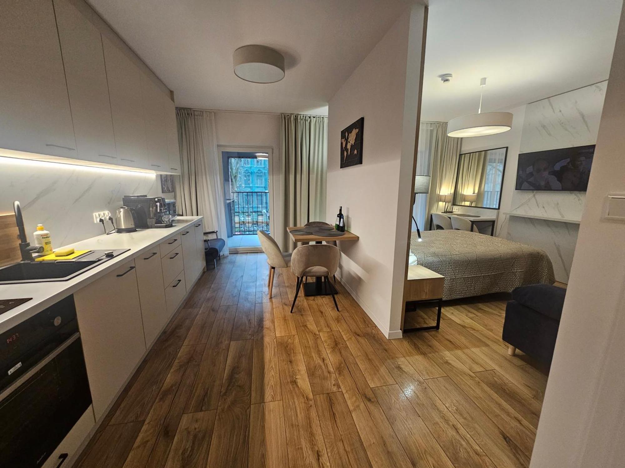 Apartment Sense New - Main Station And Center